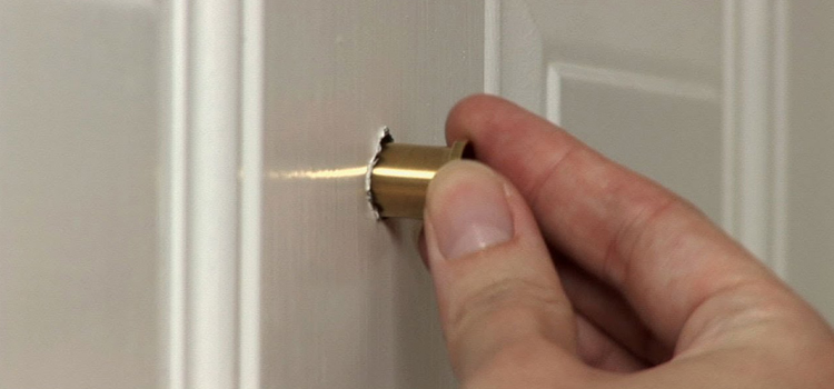 peephole door repair in Kissimmee